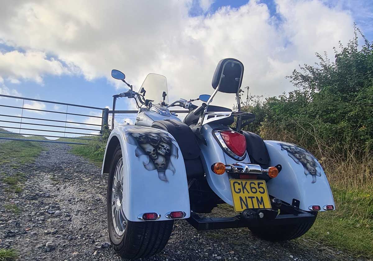 Suzuki Intruder 1400 Sidecar Build